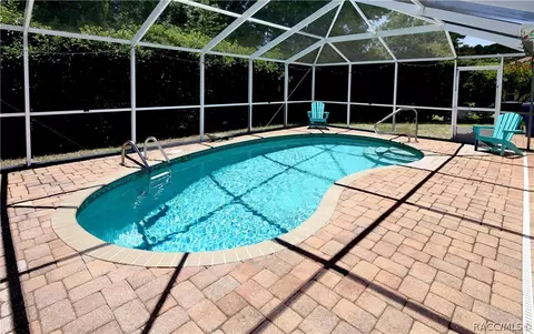 Exterior - 3655 N Chandler Dr, Hernando, FL 34442 photo 2 of 6