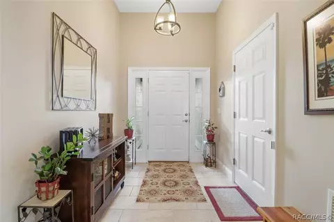 Entry Way - 567 W Runyon Loop, Beverly Hills, FL 34465 photo 2 of 3