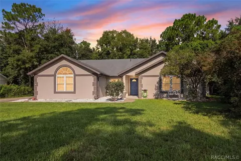 11 Lidflower Ct, Homosassa, FL 34446