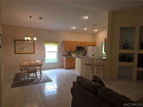 Dining - 836 W Silver Meadow Loop, Hernando, FL 34442 photo 2 of 4
