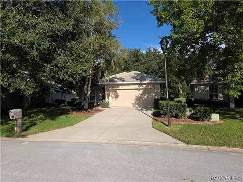 Exterior - 836 W Silver Meadow Loop, Hernando, FL 34442 photo 2 of 19