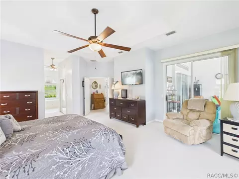 Bedroom - 277 E Liberty St, Hernando, FL 34442 photo 3 of 7