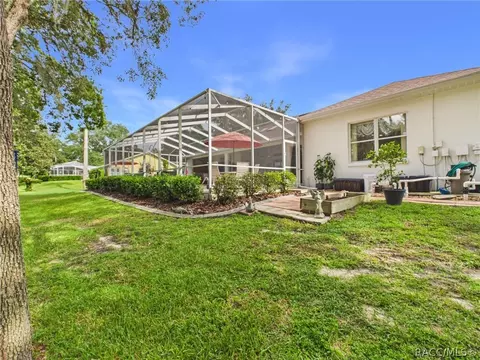 Exterior - 277 E Liberty St, Hernando, FL 34442 photo 16 of 27