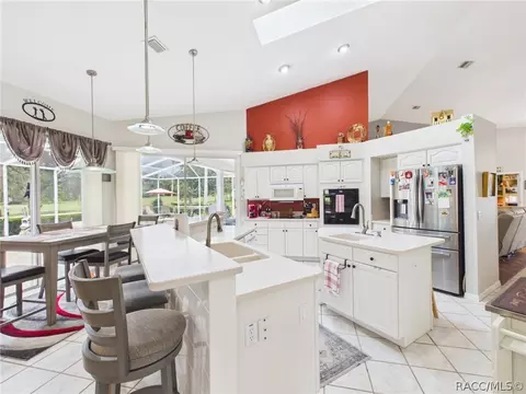 Kitchen - 277 E Liberty St, Hernando, FL 34442 photo 7 of 7