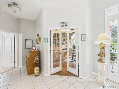 Entry Way - 277 E Liberty St, Hernando, FL 34442 photo 3 of 4
