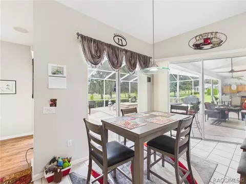 Dining - 277 E Liberty St, Hernando, FL 34442 photo 1 of 4