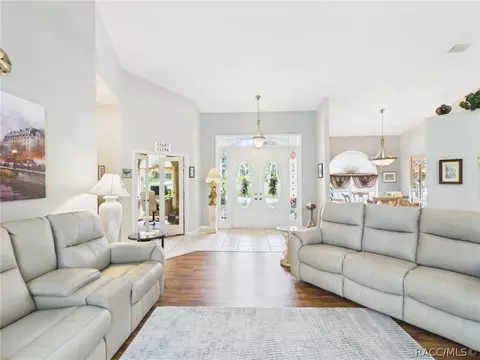 Entry Way - 277 E Liberty St, Hernando, FL 34442 photo 1 of 4