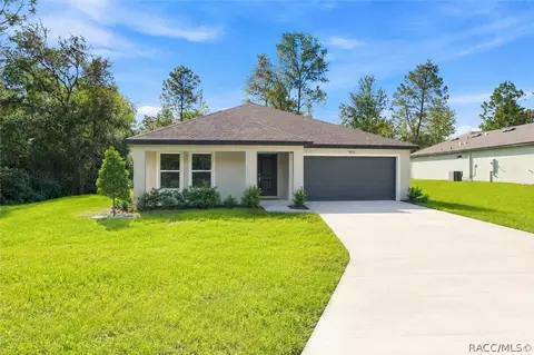 3107 W Edison Pl, Dunnellon, FL 34433