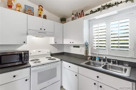 Kitchen - 6262 SW 100th Loop, Ocala, FL 34476 photo 1 of 4