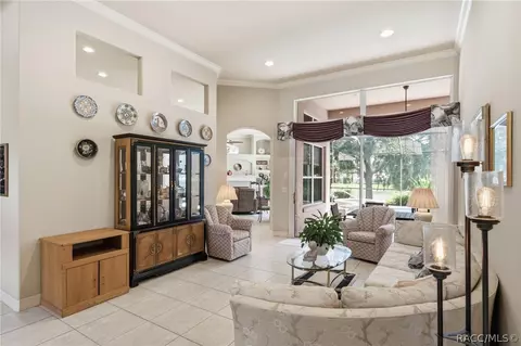 Living - 1041 W Beagle Run Loop, Hernando, FL 34442 photo 2 of 5