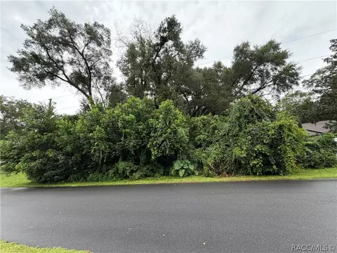 6140 E Ivy Ln, Inverness, FL 34452