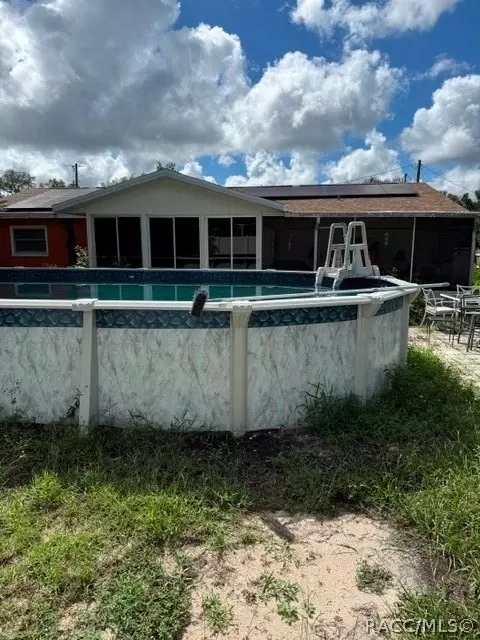 Exterior - 8813 E Devonshire Rd, Inverness, FL 34450 photo 4 of 4