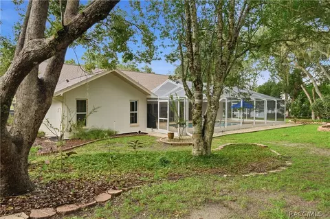 Exterior - 1610 E Westgate Ln, Hernando, FL 34442 photo 7 of 17