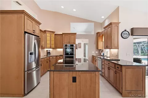 Kitchen - 1610 E Westgate Ln, Hernando, FL 34442 photo 2 of 6