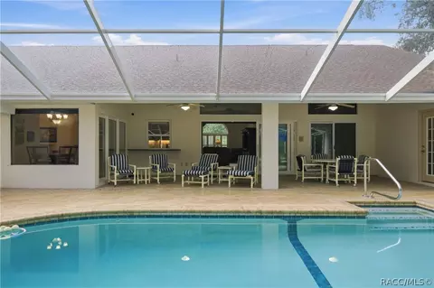 Exterior - 1610 E Westgate Ln, Hernando, FL 34442 photo 5 of 17