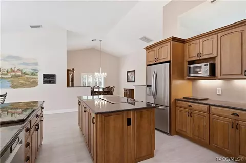 Kitchen - 1610 E Westgate Ln, Hernando, FL 34442 photo 5 of 6