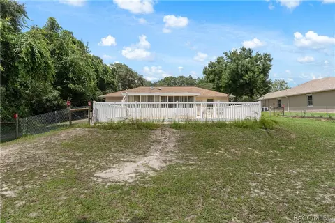 Exterior - 1294 E Cleveland St, Hernando, FL 34442 photo 11 of 14