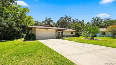 11820 W Fisherman Ln, Homosassa, FL 34448