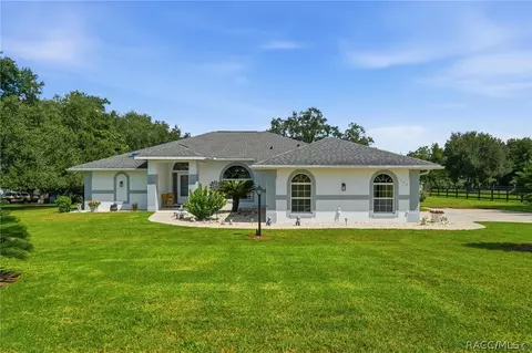 Exterior - 345 E Samuel Ct, Hernando, FL 34442 photo 3 of 16