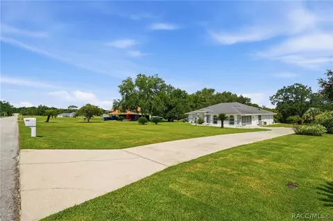 Exterior - 345 E Samuel Ct, Hernando, FL 34442 photo 6 of 16