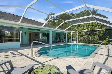 Exterior - 345 E Samuel Ct, Hernando, FL 34442 photo 10 of 16