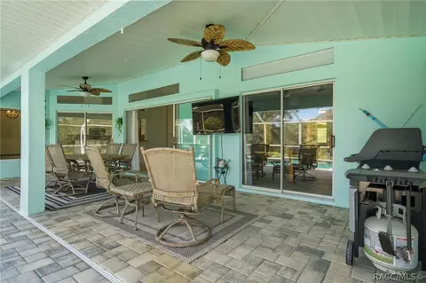 Exterior - 345 E Samuel Ct, Hernando, FL 34442 photo 8 of 16