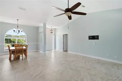 Living - 345 E Samuel Ct, Hernando, FL 34442 photo 3 of 4