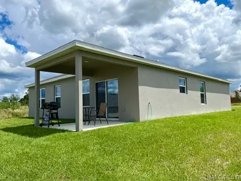 Exterior - 8247 W Eldron Pl, Dunnellon, FL 34434 photo 4 of 5