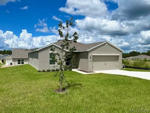 Exterior - 8247 W Eldron Pl, Dunnellon, FL 34434 photo 1 of 5