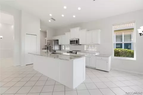 Kitchen - 51 W Doerr Path, Hernando, FL 34442 photo 5 of 5