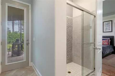 Entry Way - 104 E Atlantic St, Hernando, FL 34442 photo 2 of 2
