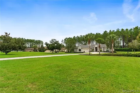 Exterior - 104 E Atlantic St, Hernando, FL 34442 photo 14 of 17
