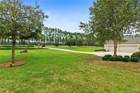 Exterior - 104 E Atlantic St, Hernando, FL 34442 photo 12 of 17
