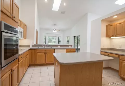Kitchen - 779 W Mays Path, Hernando, FL 34442 photo 2 of 3