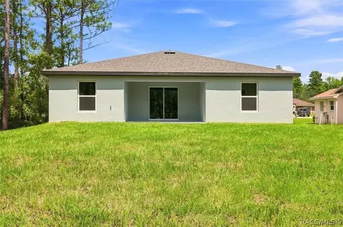 Exterior - 1474 E Cleveland St, Hernando, FL 34442 photo 2 of 6
