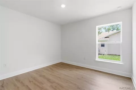 Bedroom - 1474 E Cleveland St, Hernando, FL 34442 photo 4 of 7