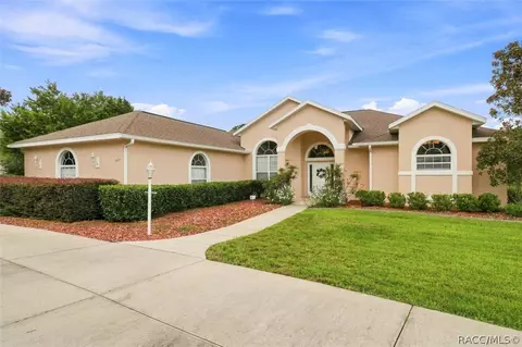 Exterior - 625 E Gilchrist Ct, Hernando, FL 34442 photo 1 of 10