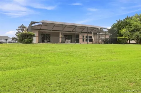 Exterior - 625 E Gilchrist Ct, Hernando, FL 34442 photo 8 of 10