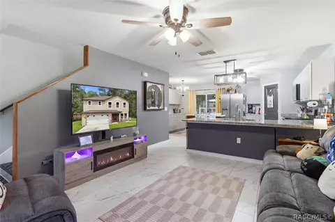 39 W Lynxx Dr, Citrus Springs, FL 34434