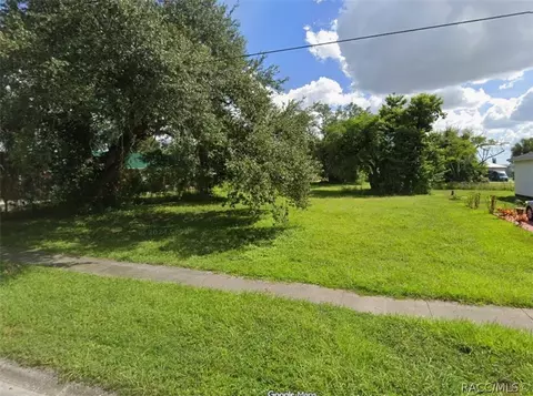 2936 Lincoln Blvd, Fort Myers, FL 33916