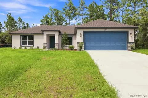 8695 N Amboy Dr, Dunnellon, FL 34433