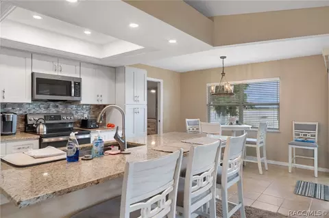 Kitchen - 4038 Eagle Trl, Hernando, FL 34442 photo 4 of 4