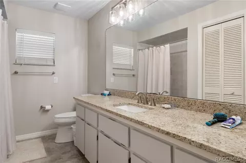 Bath - 4038 Eagle Trl, Hernando, FL 34442 photo 4 of 5