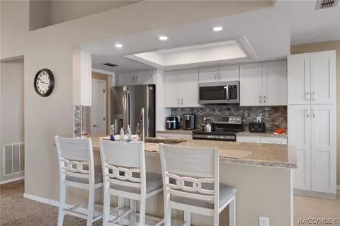 Kitchen - 4038 Eagle Trl, Hernando, FL 34442 photo 3 of 4