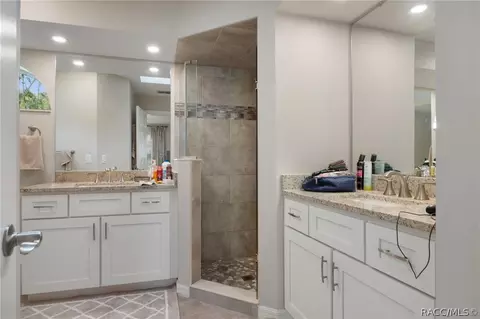 Bath - 4038 Eagle Trl, Hernando, FL 34442 photo 1 of 5