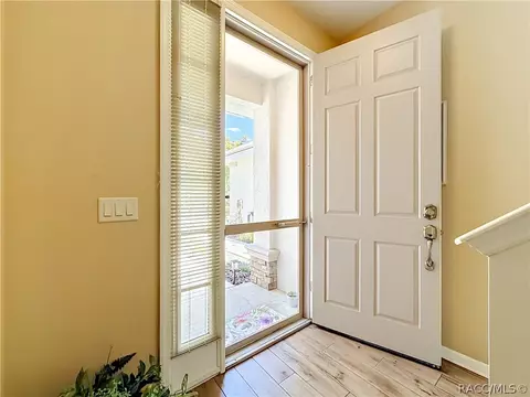 Entry Way - 1660 W Spring Meadow Loop, Lecanto, FL 34461 photo 1 of 6