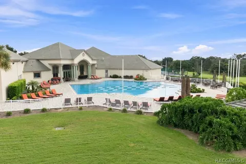Exterior - 1660 W Spring Meadow Loop, Lecanto, FL 34461 photo 7 of 8
