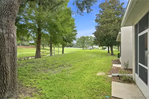 Exterior - 1660 W Spring Meadow Loop, Lecanto, FL 34461 photo 5 of 8