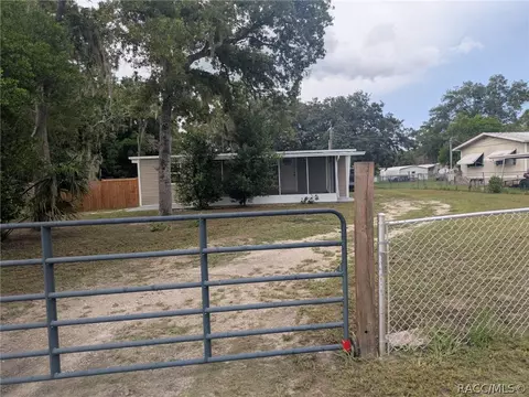 7311 W Brady Ln, Homosassa, FL 34446