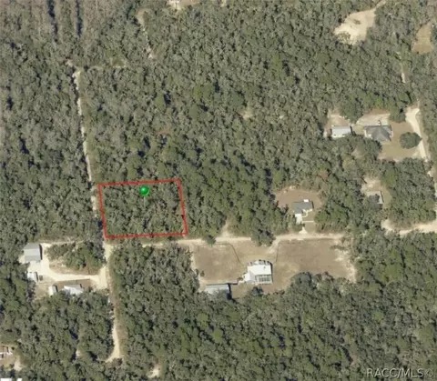 10719 E Tree Ln, Inverness, FL 34450
